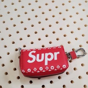 Custom leather supreme pouch keychain